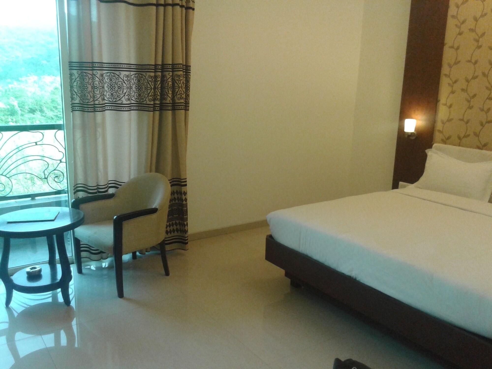 Hotel Sea N Rock Thane Exterior photo