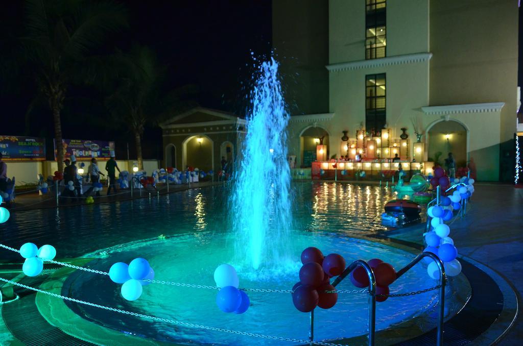 Hotel Sea N Rock Thane Exterior photo