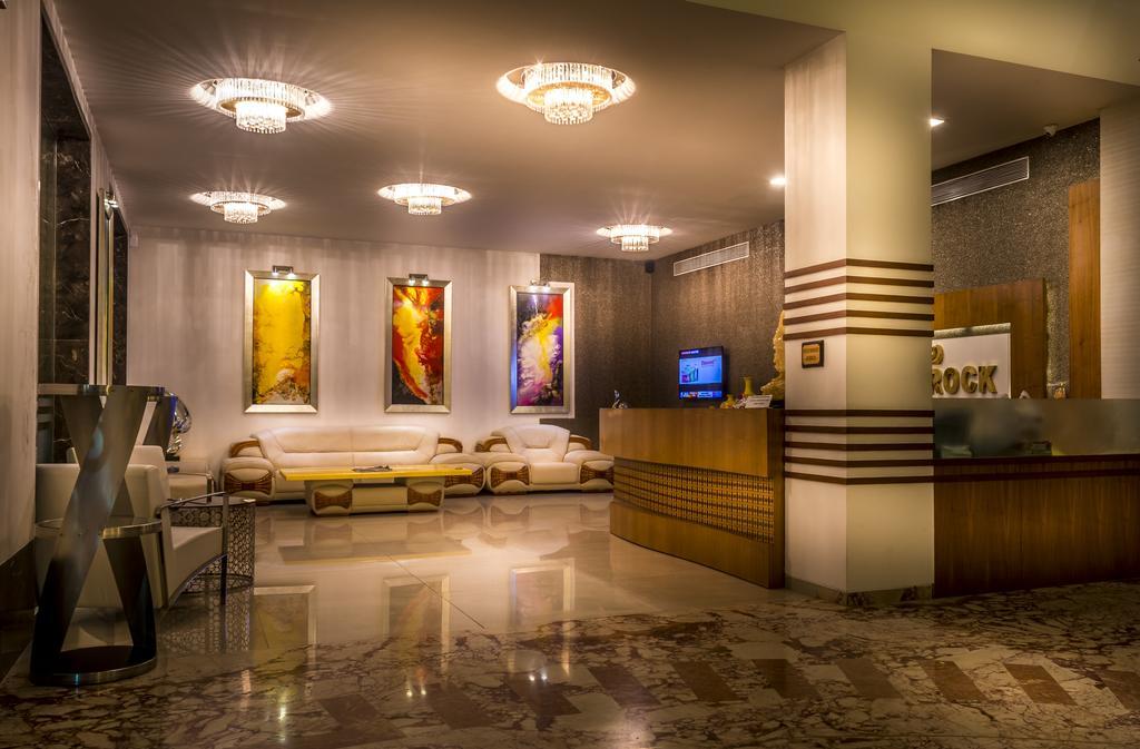 Hotel Sea N Rock Thane Exterior photo