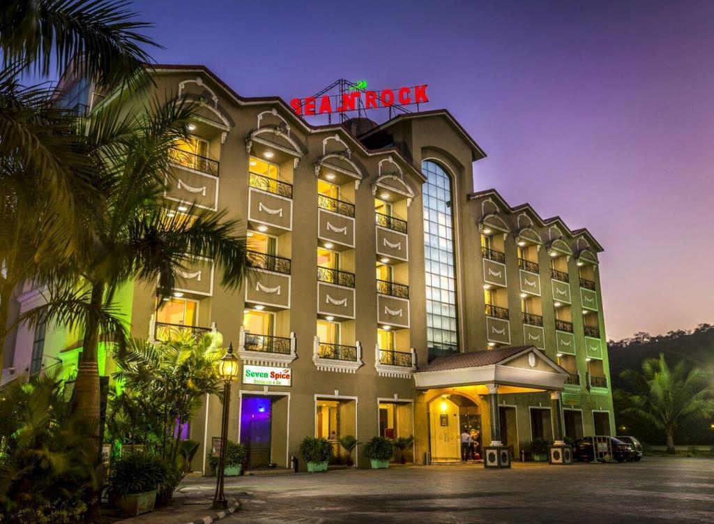 Hotel Sea N Rock Thane Exterior photo