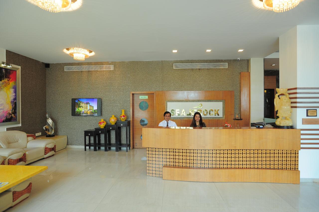 Hotel Sea N Rock Thane Exterior photo